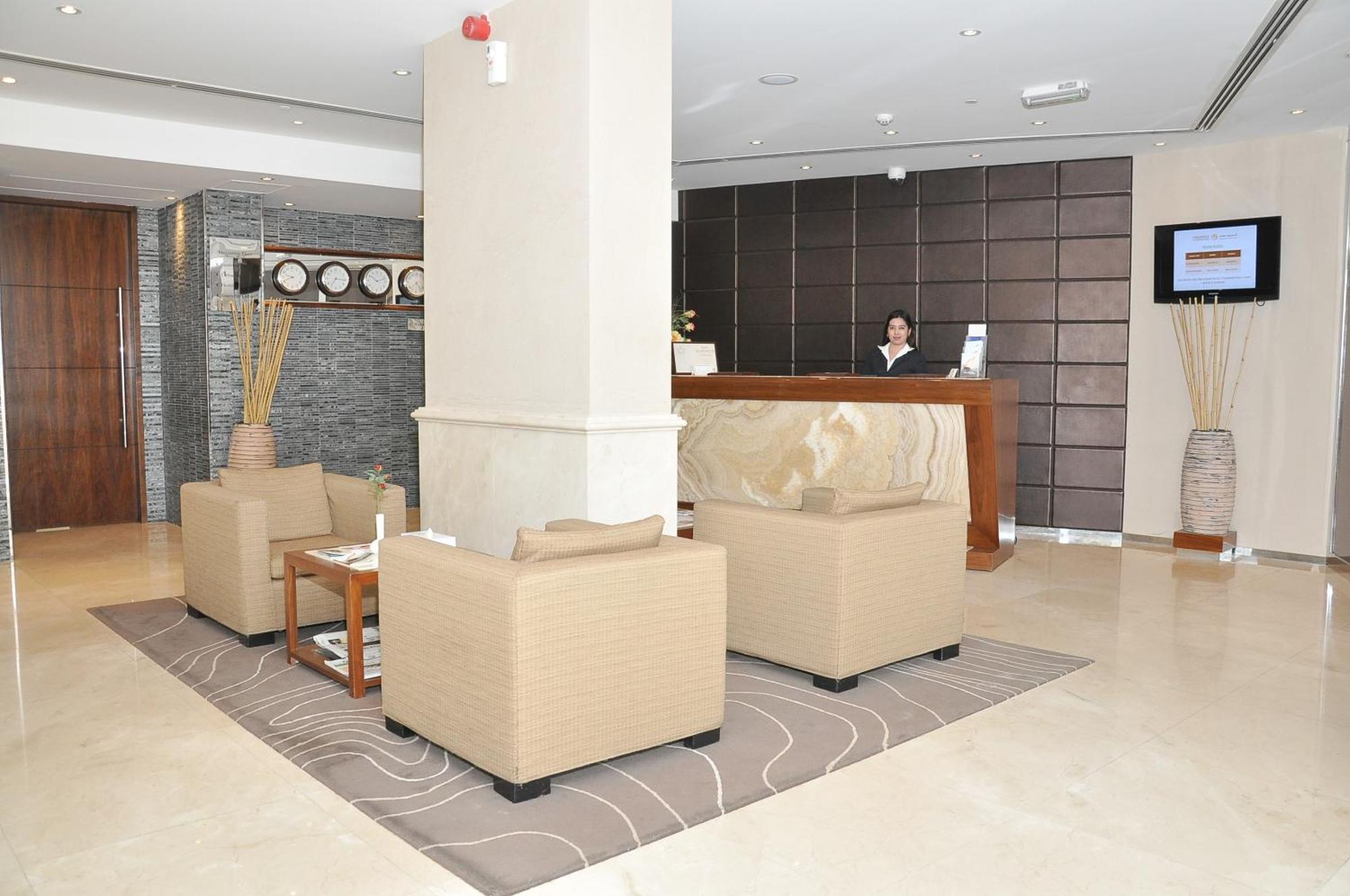 Phoenix Plaza Hotel Apartments Абу-Дабі Екстер'єр фото